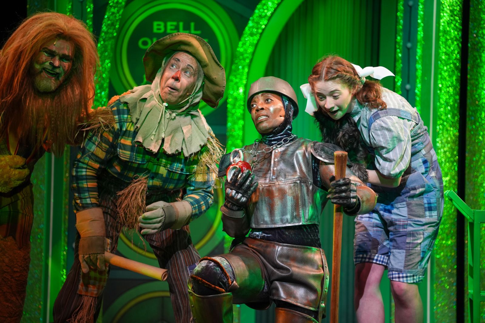 Photos: First Look at THE WIZARD OF OZ at Children’s Theatre Company — photo 11 of 16