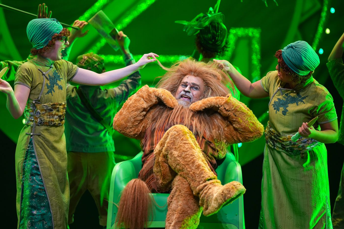 Photos: First Look at THE WIZARD OF OZ at Children’s Theatre Company  Image