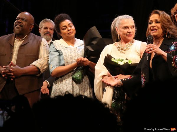 Cedric the Entertainer, Taraji P. Henson, Constanza Romero Wilson and Debbie Allen  Photo