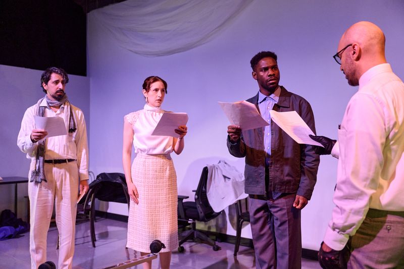 Review: A MIRROR at Prologue Theatre Image