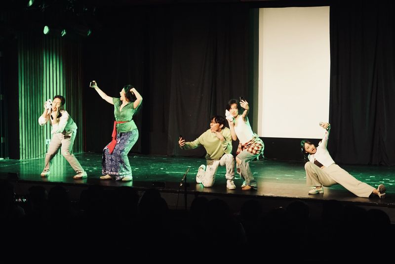 Review: Jakarta Player’s (DIS)CONNECTED: An Authentic View of Modern Human Life Image