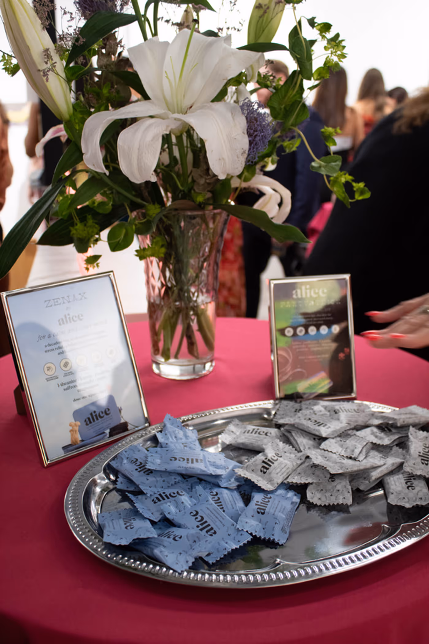 Photos: Girls Inc. of NYC Her Canvas Soirée Raises $46.9K at Mriya Gallery Image