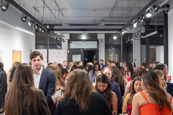Photos: Girls Inc. of NYC Her Canvas Soirée Raises .9K at Mriya Gallery — photo 20 of 30