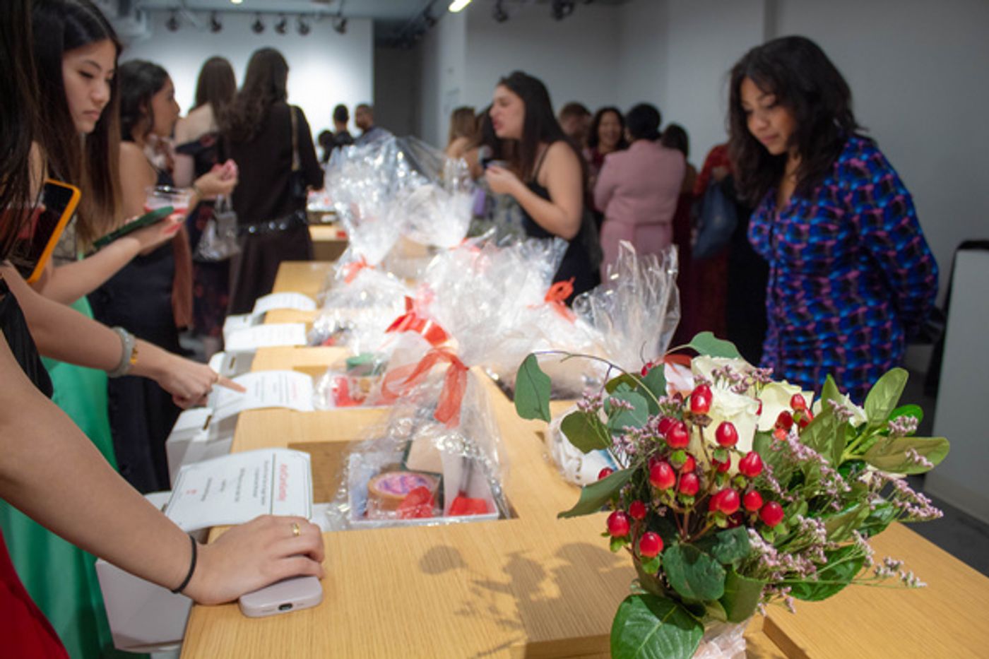 Photos: Girls Inc. of NYC Her Canvas Soirée Raises $46.9K at Mriya Gallery Image