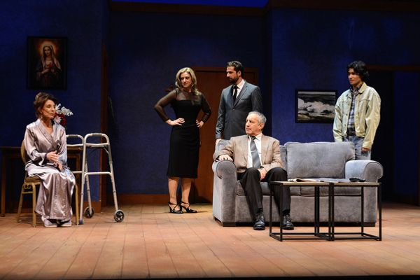 Suzanne Ford, Anna Van Valin, Elias Scoufaras, Bruce Nozick and Spencer Del Carmen Photo