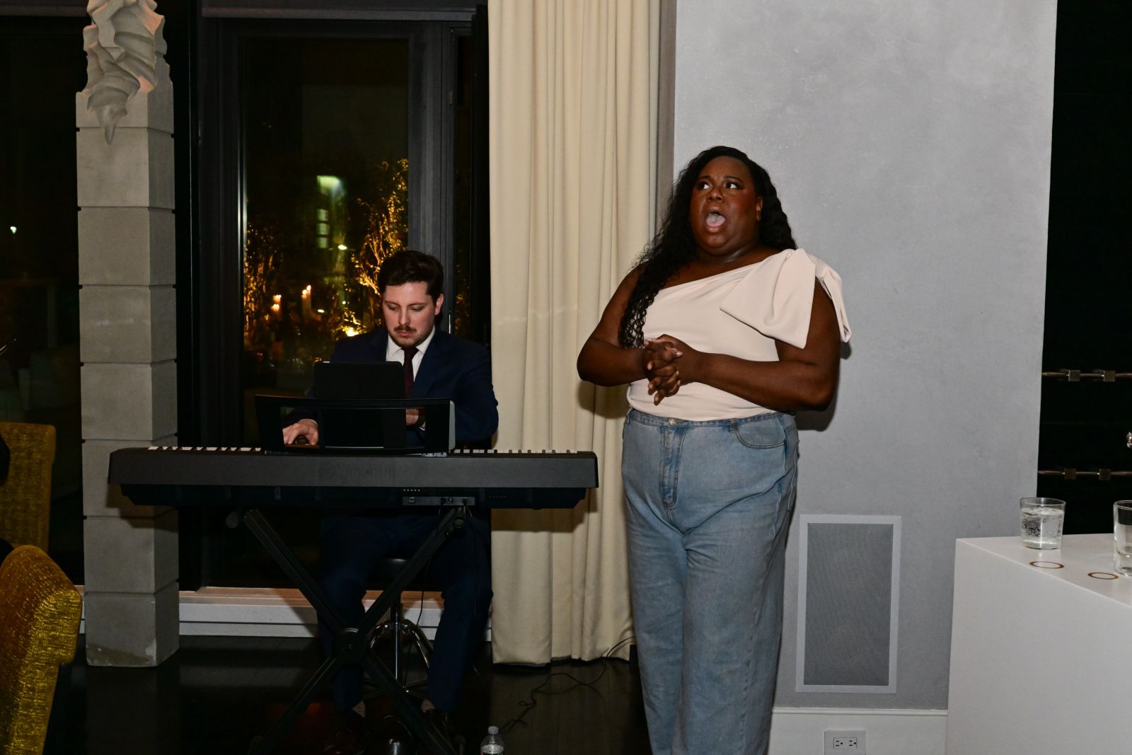 Photos: Alex Newell, Kate Baldwin, and More Perform at Mark MacKillop's Salon For Broadway Cares — photo 21 of 24