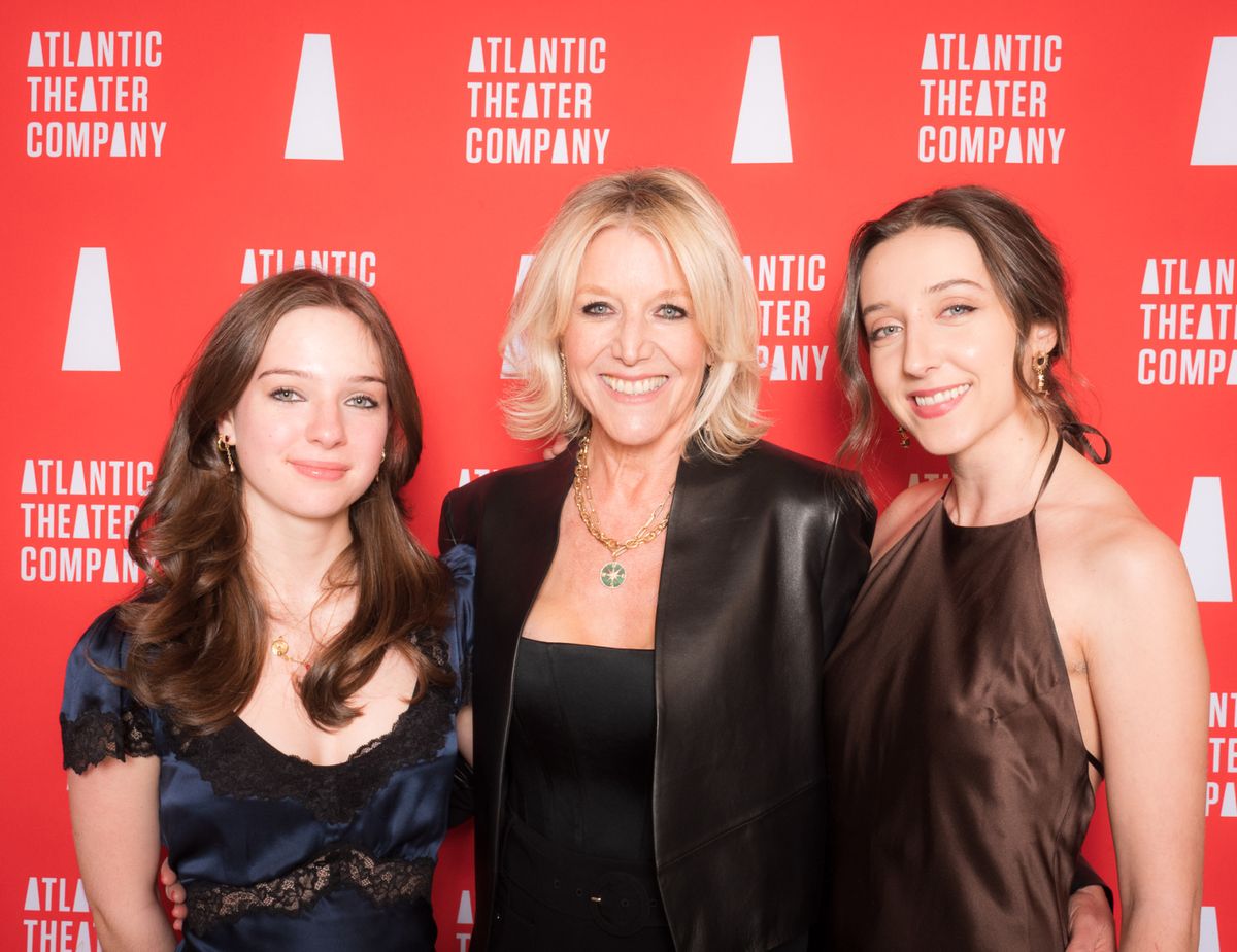 Gala Honoree and Atlantic Acting School Executive Director Mary McCann
with daughters Juliette Pepe (left) and Lena Pepe (right) at 