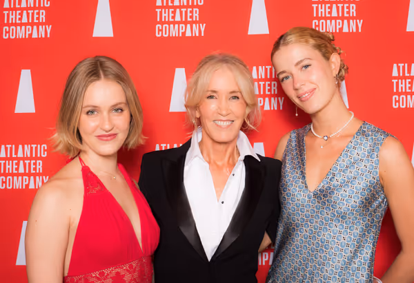 Felicity Huffman with her daughters Sophia Grace Macy (left) and Georgia Grace Macy… Photo