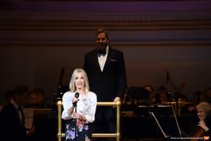 Sherie Rene Scott Photo