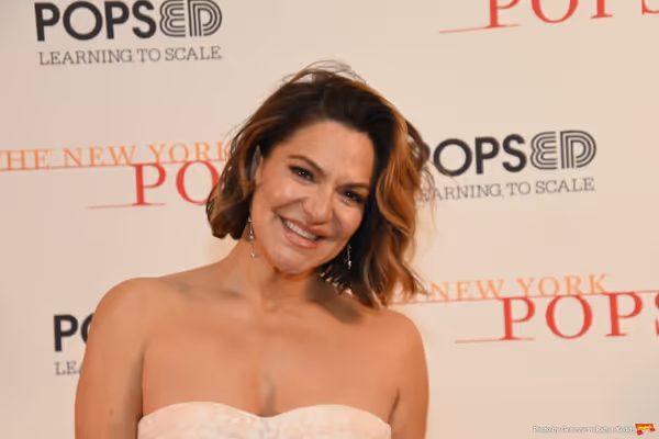Shoshana Bean Photo