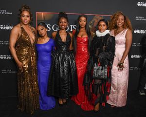 Vivica A. Fox, Kara Young, Aleshea Harris, Mallori Johnson, Janelle Monáe and Erika  Photo
