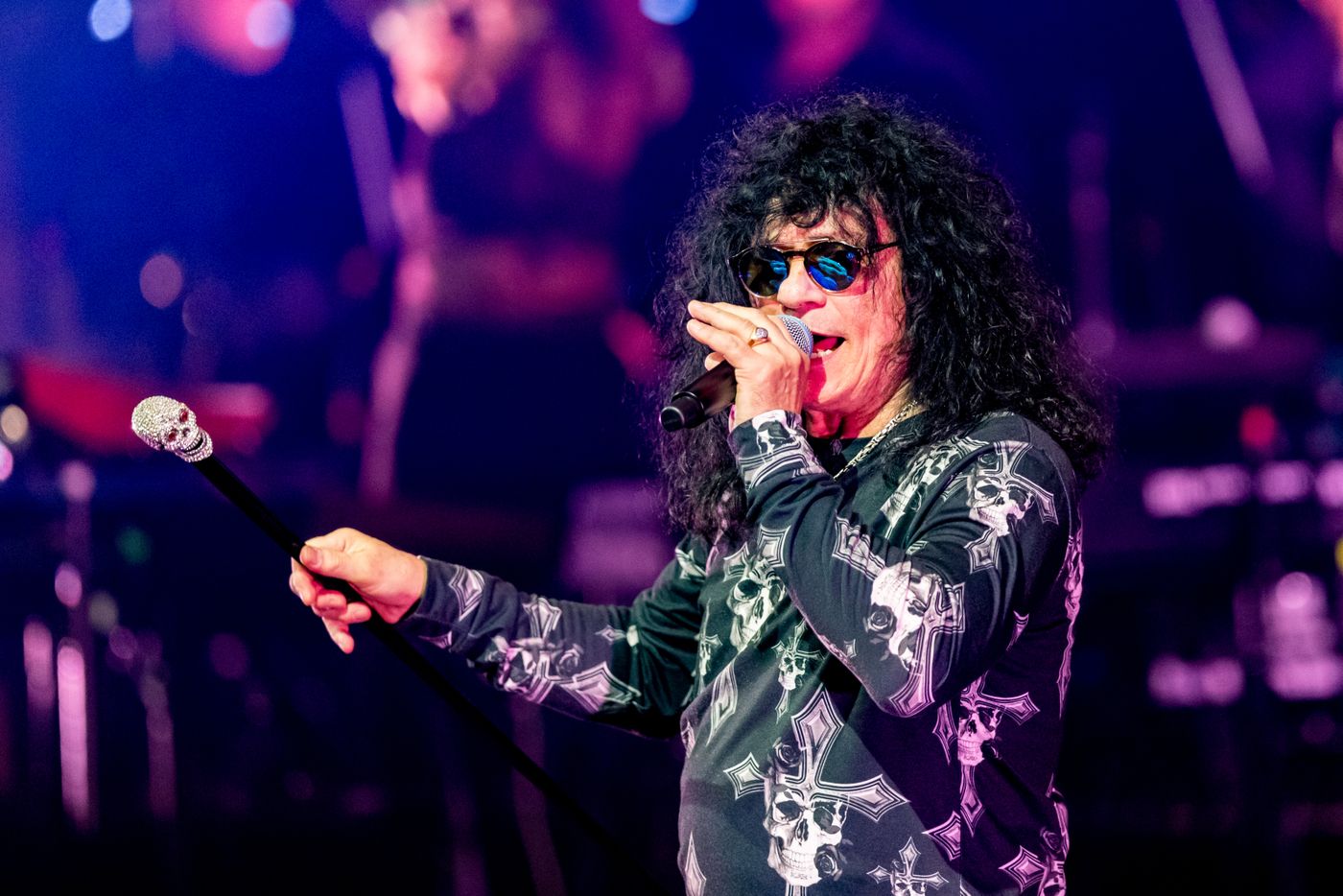 Feature: DOLLY: THE LIVING LEGEND Brings Heart, Humor, and Rhinestones to Notoriety  Image