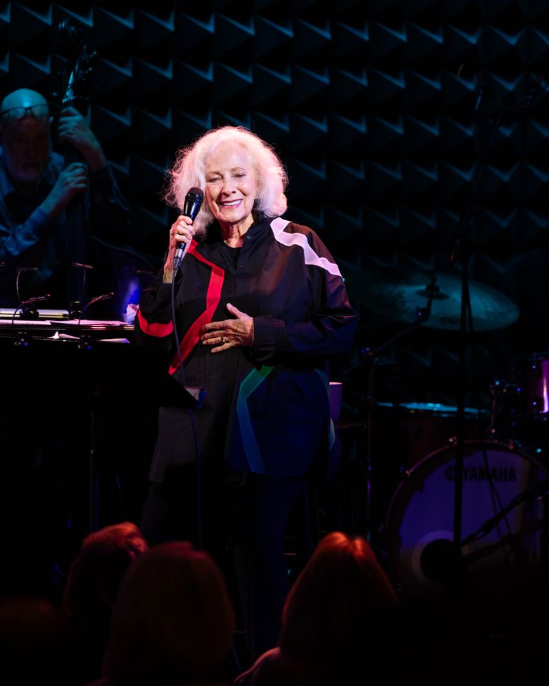 Review: Betty Buckley's RANDOM NOTES Cast a Spell at Joe's Pub Image