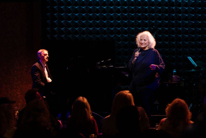 Review: Betty Buckley's RANDOM NOTES Cast a Spell at Joe's Pub Image