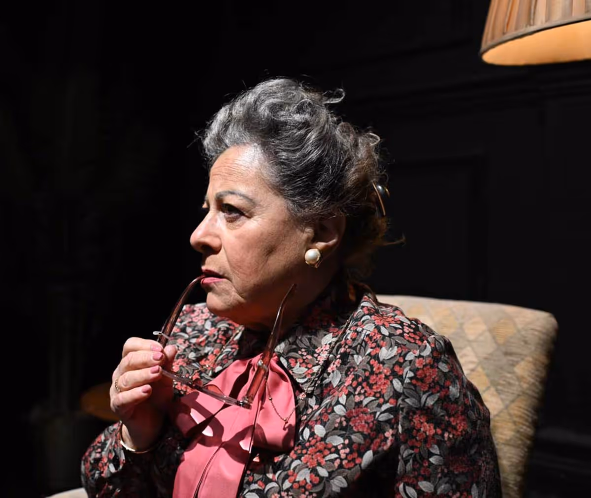 Sue Kelvin at Photos: Daisy Snelson, Dominic Sullivan and More in ENTERTAINING MURDER