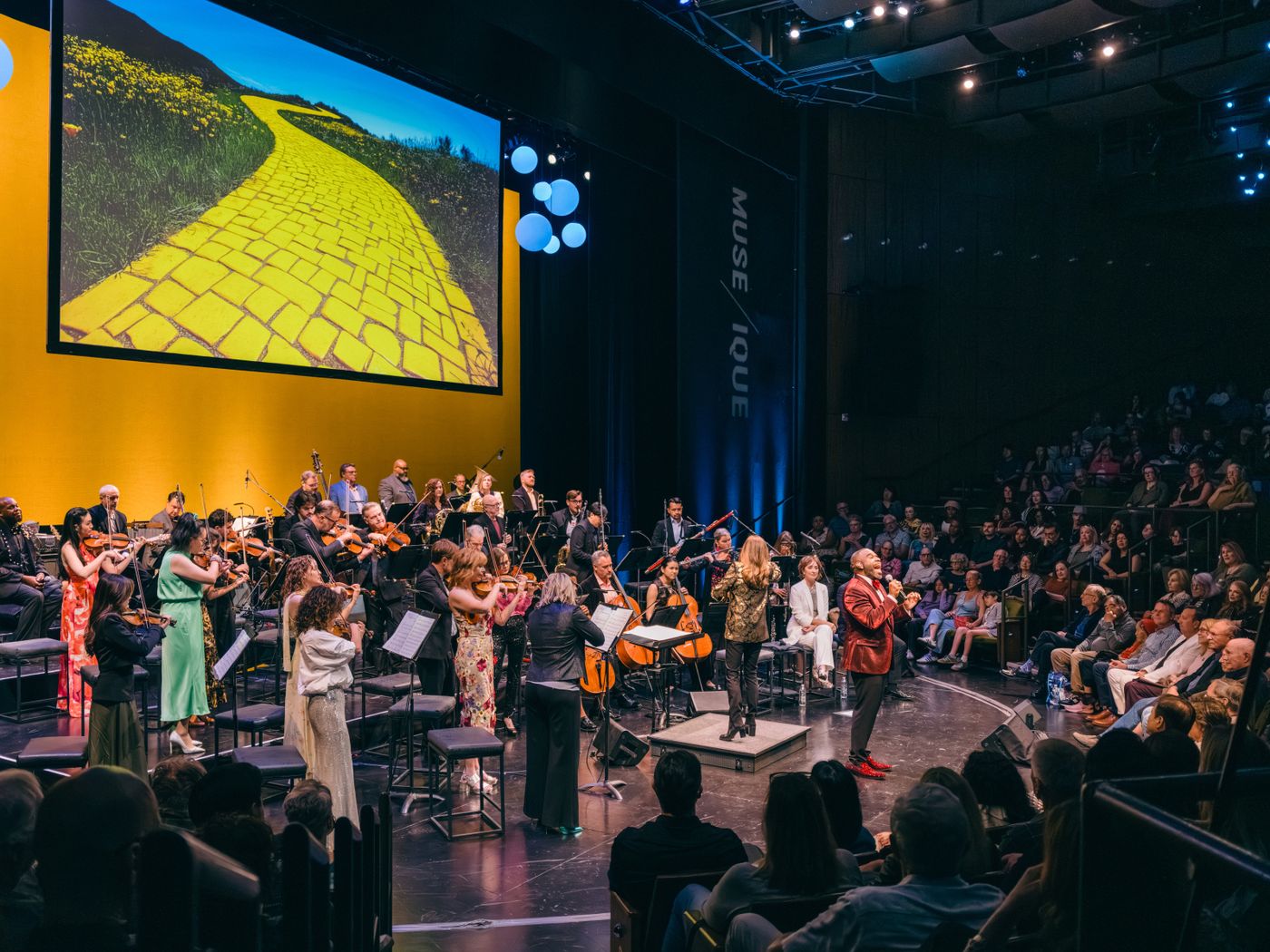 Review: BACK TO OZ at Mark Taper Forum  Image