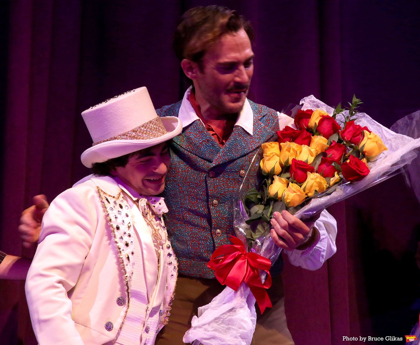 Photos: Maya Rudolph Takes First Bows in OH, MARY!  Image