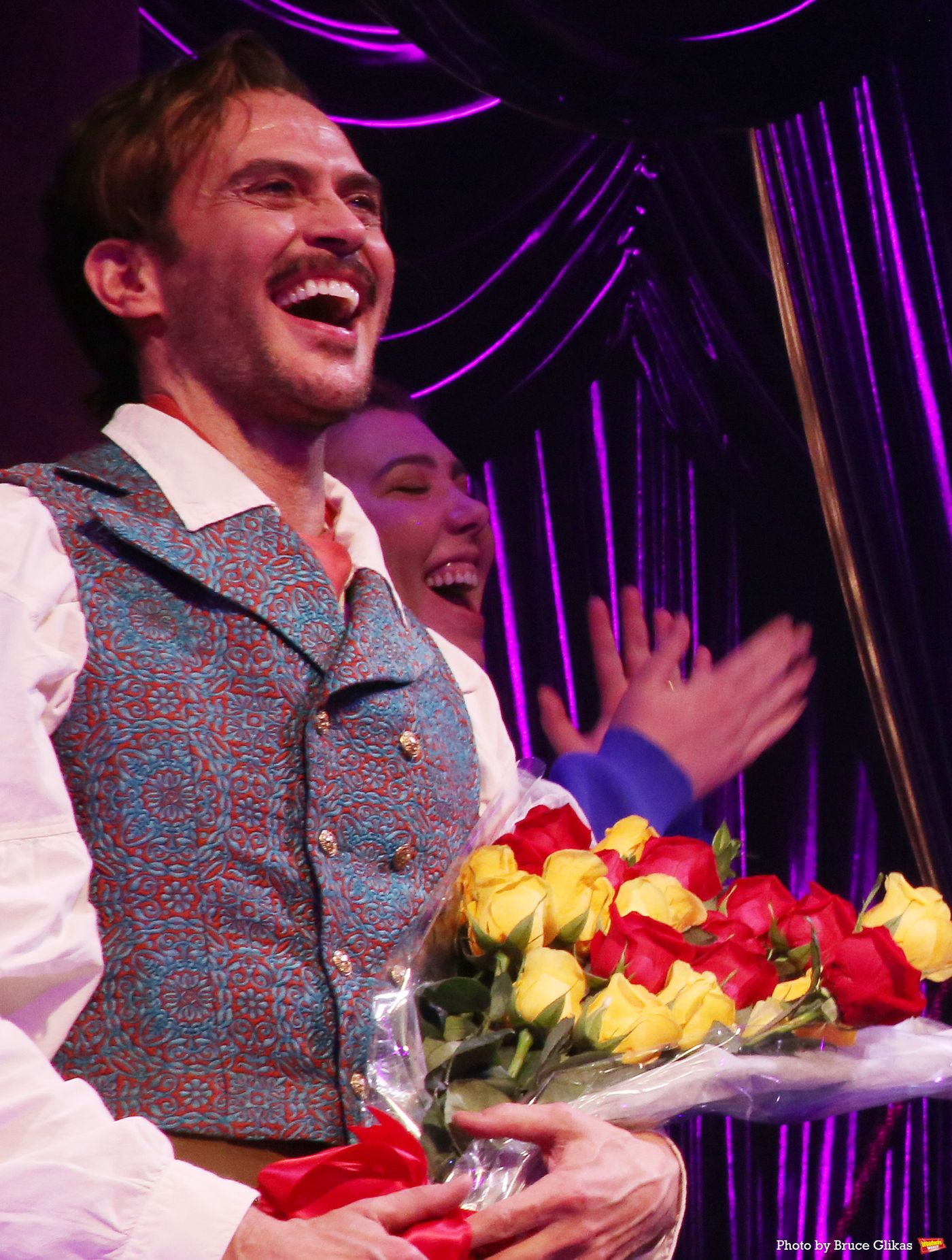 Photos: Maya Rudolph Takes First Bows in OH, MARY!  Image