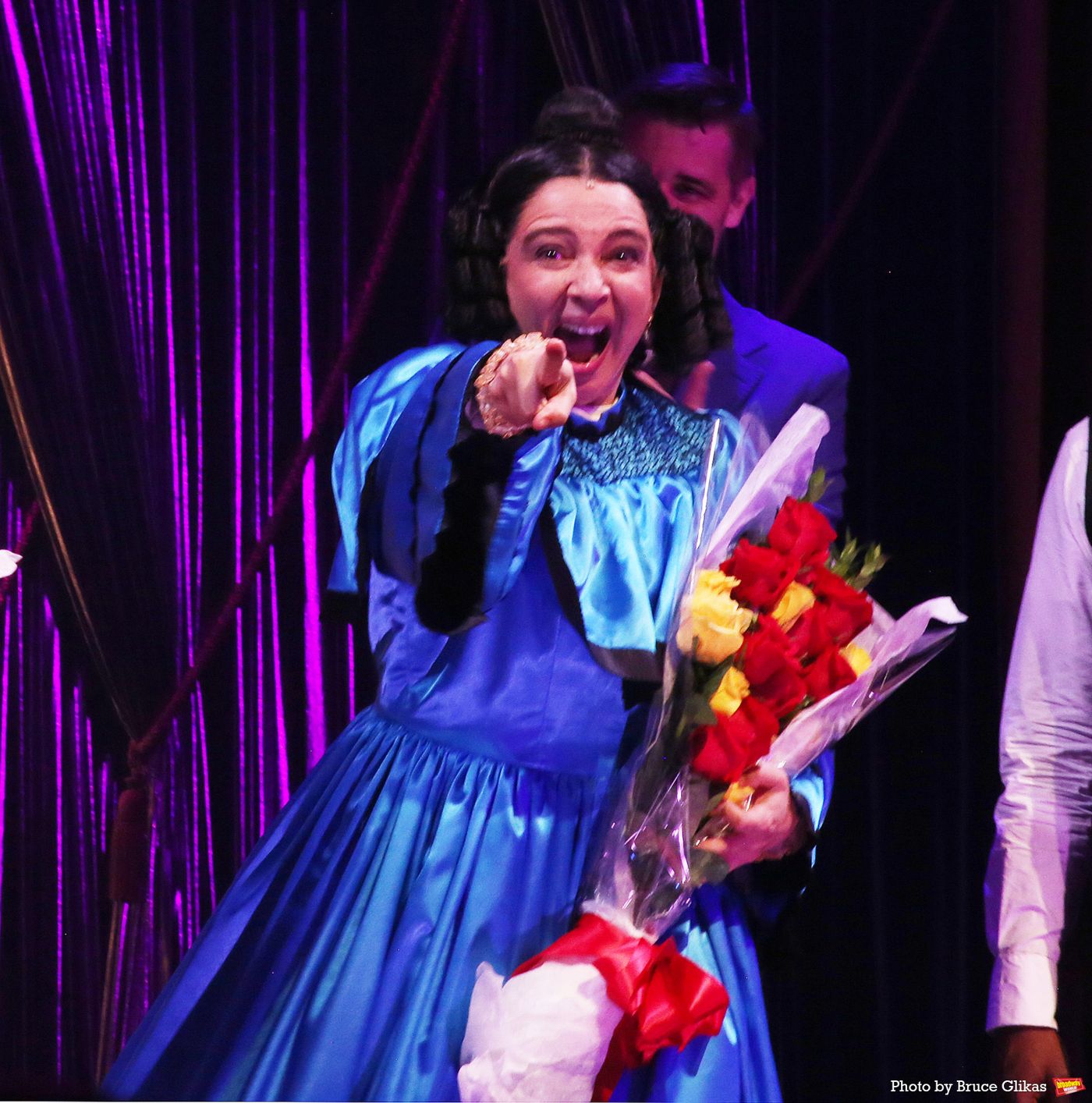 Photos: Maya Rudolph Takes First Bows in OH, MARY!  Image