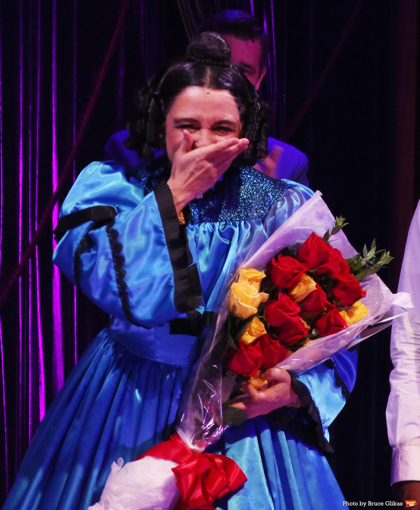 Photos: Maya Rudolph Takes First Bows in OH, MARY!  Image