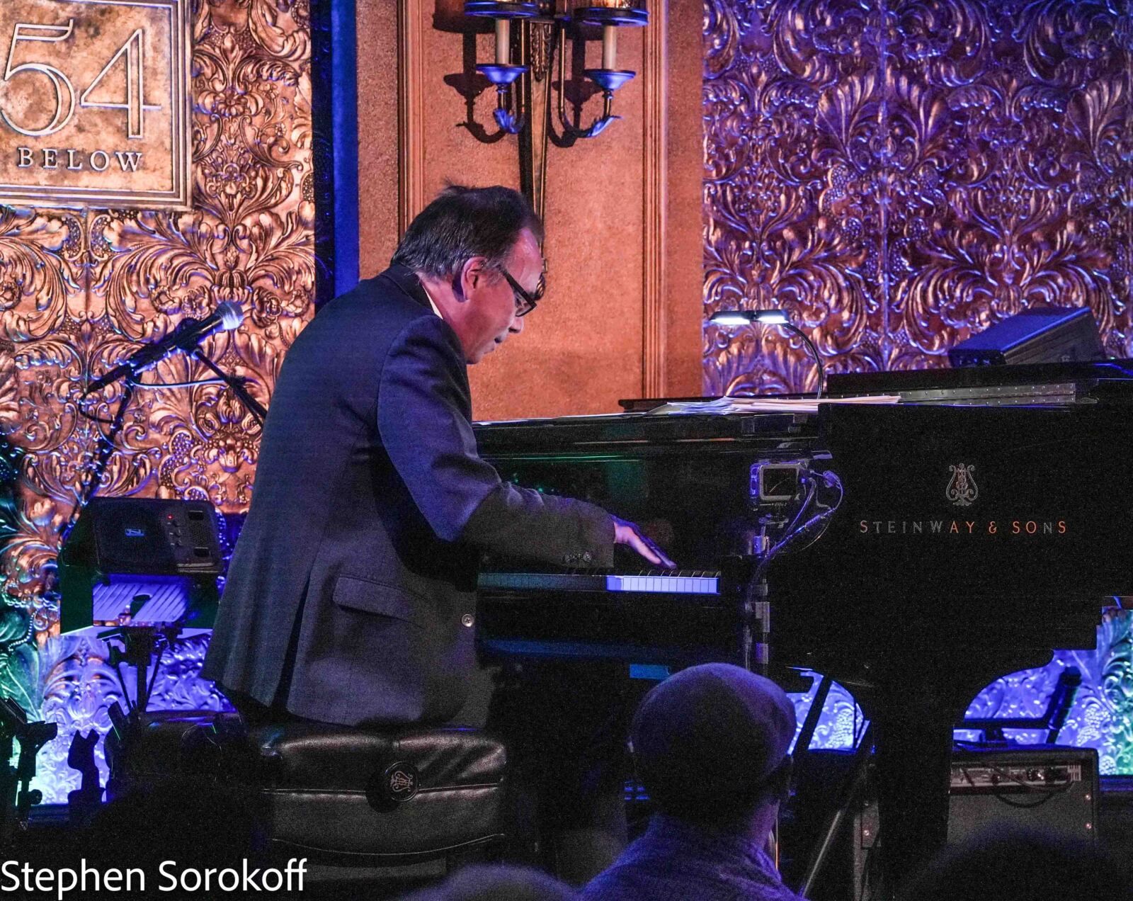 Review: Nicolas King Champions Mike Renzi in a Knockout Debut at 54 Below Image