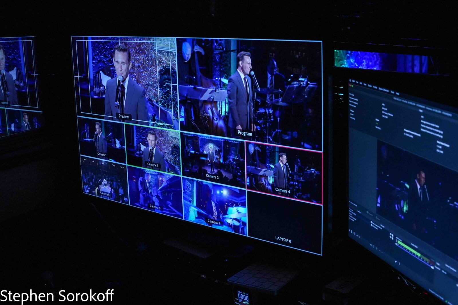Review: Nicolas King Champions Mike Renzi in a Knockout Debut at 54 Below Image