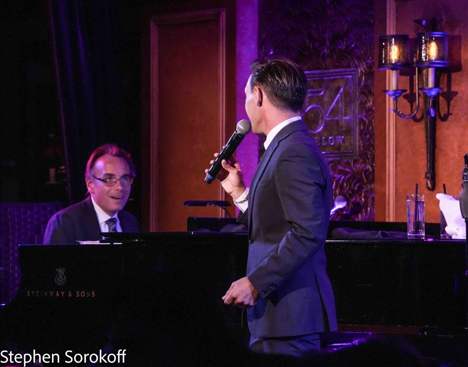 Review: Nicolas King Champions Mike Renzi in a Knockout Debut at 54 Below Image