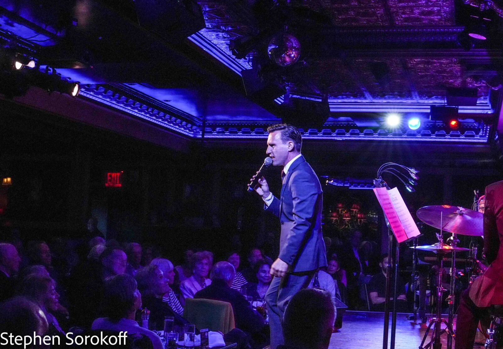 Review: Nicolas King Champions Mike Renzi in a Knockout Debut at 54 Below Image