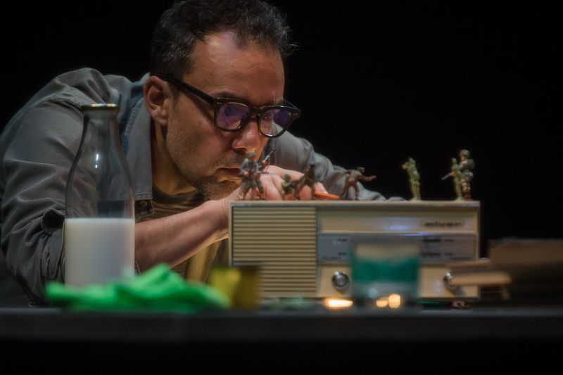 Review: UCCELLINI (LITTLE BIRDS), The Coronet Theatre Image