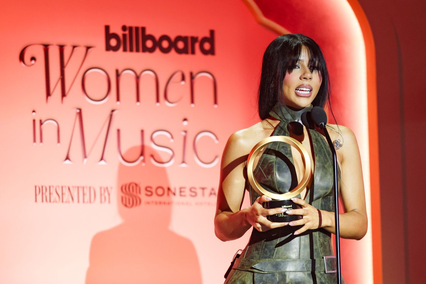 Photos: KPOP DEMON HUNTERS Stars, Laufey & More at Billboard Women In Music 2026  Image