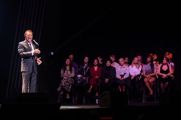 Brian Stokes Mitchell Photo