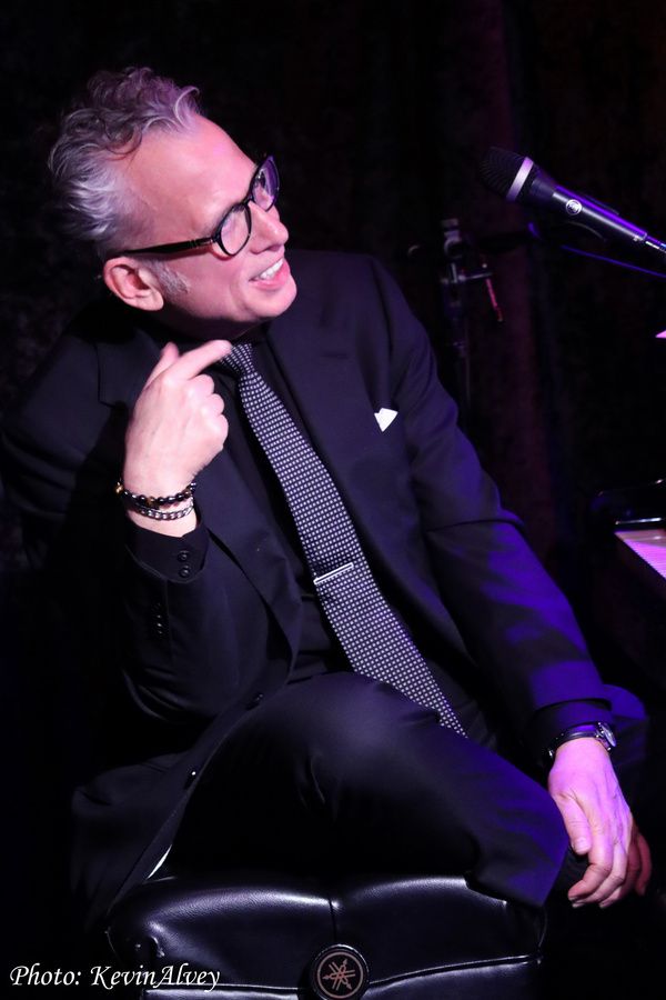 Photos: Natalie Douglas Celebrates Linda Ronstadt At Birdland — photo 11 of 15
