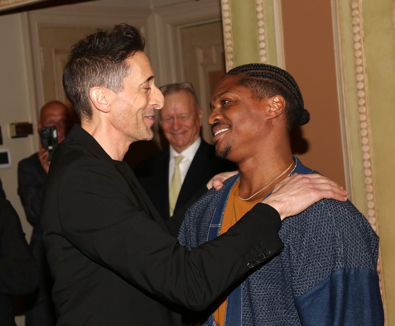 Photos: THE FEAR OF 13's Adrien Brody Receives Sardi's Portrait — photo 12 of 40