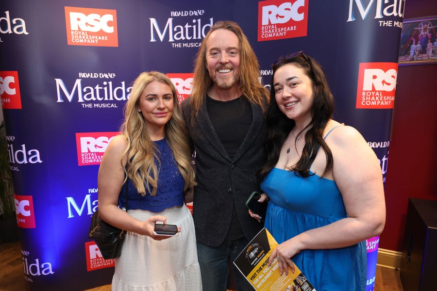 Photos: Tim Minchin Stops By MATILDA THE MUSICAL At Mayflower Theatre