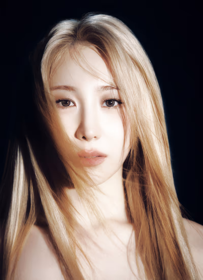 Feature: LEE CHAEYEON Finds Her Direction with 4th Mini Album Till I Die Image