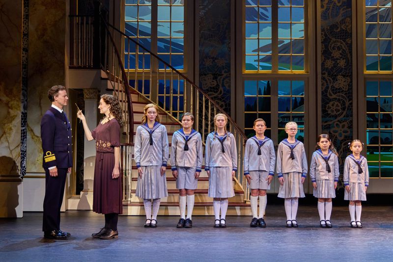Interview: BWW’s 'Kid Reporters' Chat With THE SOUND OF MUSIC’s Touring Von Trapp Kids Image