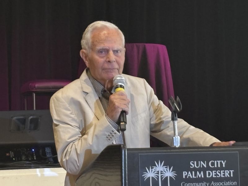 Feature: CALIFORNIA CABARET performs at Sun City Image