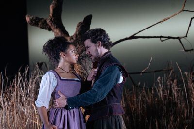 Siena Kelly, Oliver Johnstone Photo