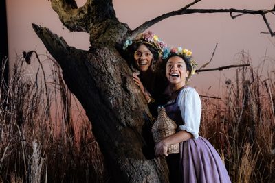 Tanya Reynolds, Siena Kelly Photo