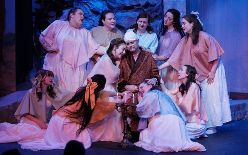 Review: THE PIRATES OF PENZANCE at Burlington County Footlighters Image
