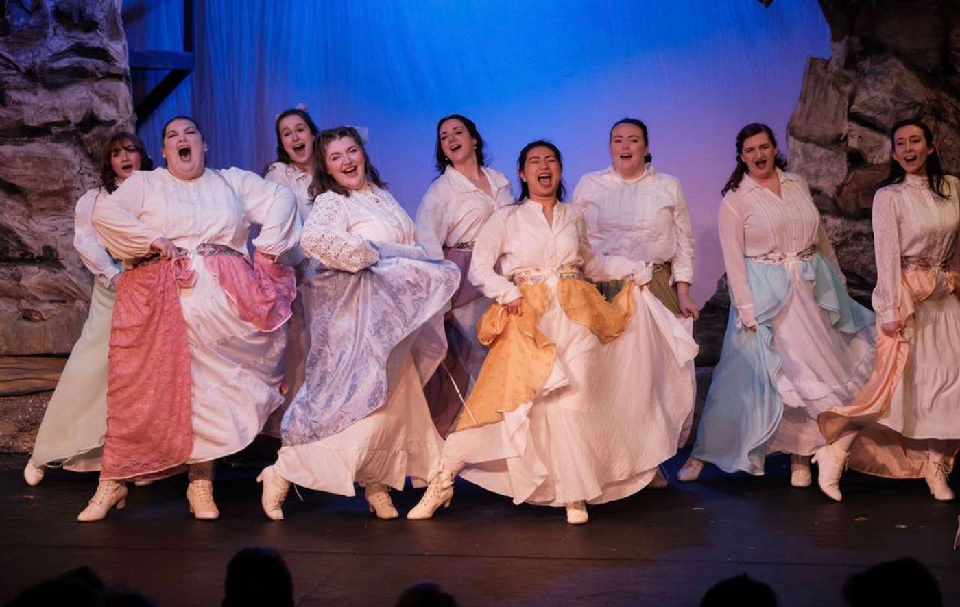 Review: THE PIRATES OF PENZANCE at Burlington County Footlighters  Image
