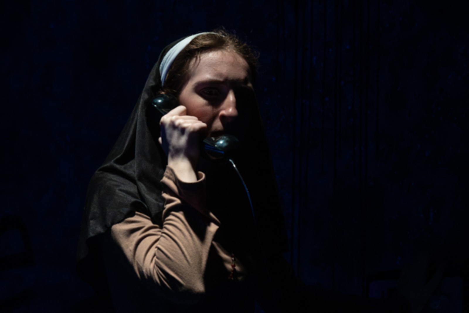 Photos: Inside New Albany High School Theatre Department’s ROMEO AND JULIET — photo 19 of 22