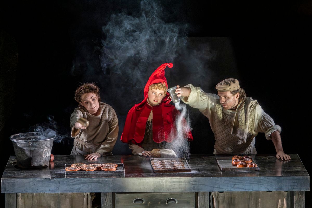 Rachel Tucker, Gracie McGonigal, Hughie O'Donnell at 
