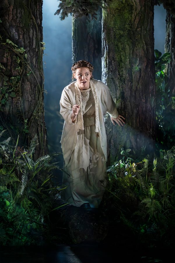 Rachel Tucker Photo