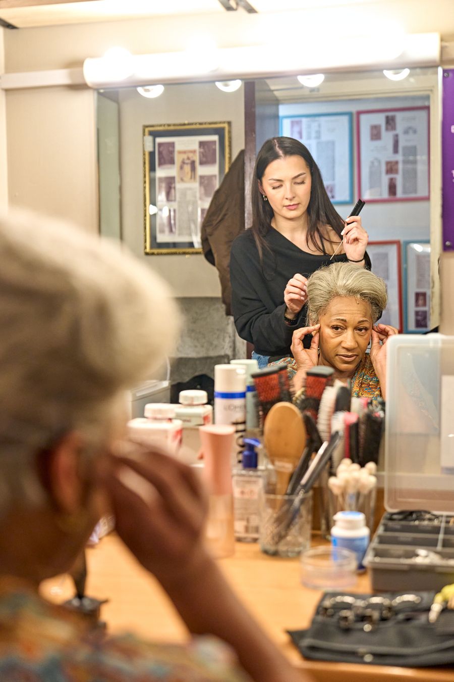 Photos: Sadie Sink, Noah Jupe, and More Behind the Scenes of ROMEO & JULIET  Image
