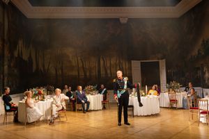 Alistair Petrie @ BroadwayWorld Alistair Petrie Photo