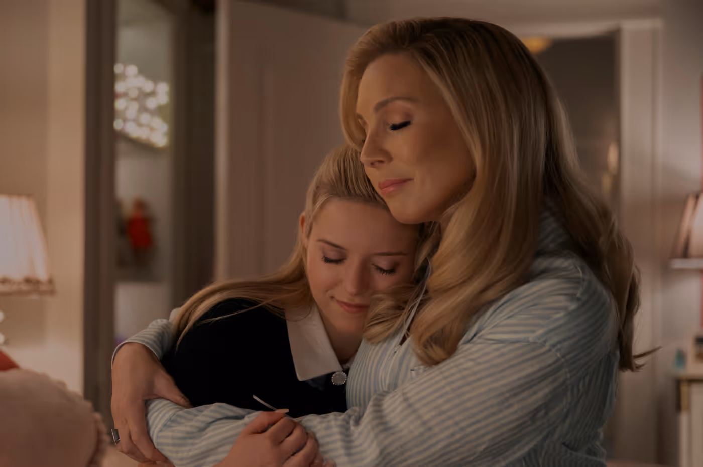 Video/Photos: LEGALLY BLONDE Prequel ELLE Drops Official Teaser  Image
