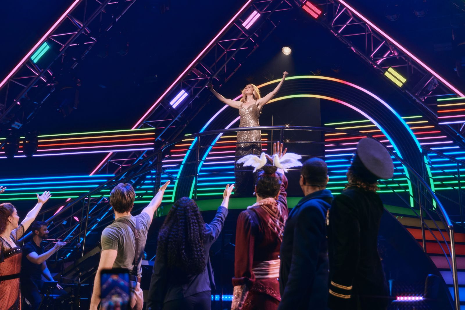 Photos: Company of TITANIQUE Celebrates Their 4 Tony Nominations — photo 2 of 12