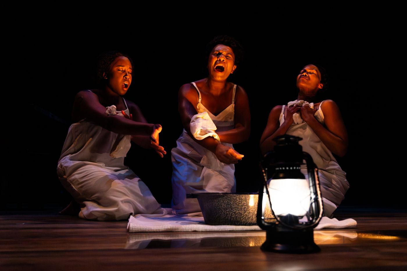 Photos: Get a First Look at COVENANT at Goodman Theatre  Image