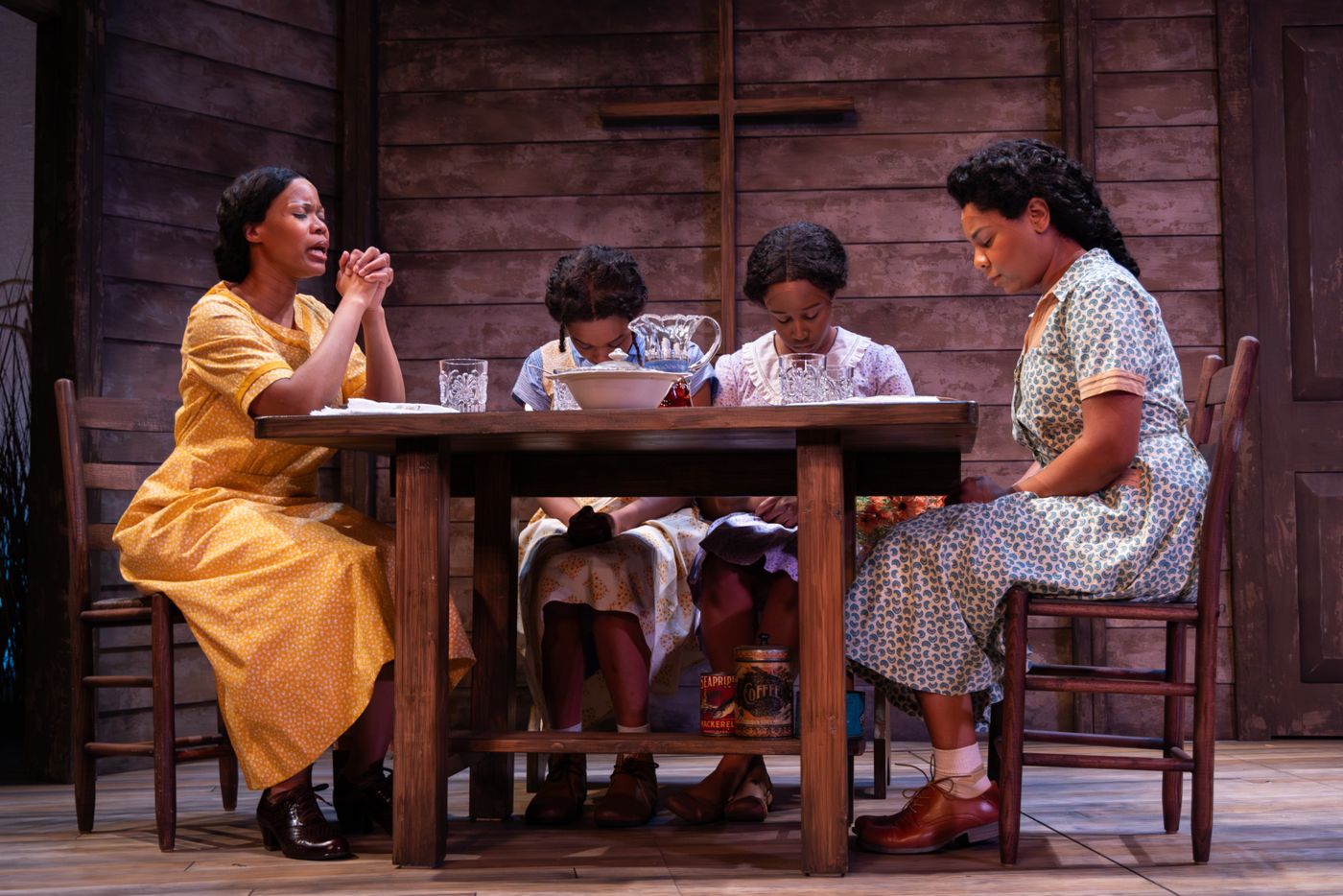 Photos: Get a First Look at COVENANT at Goodman Theatre  Image